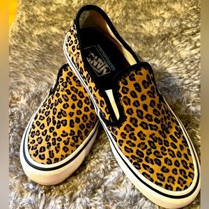 Vans slip-ons ultracush womens 8.5